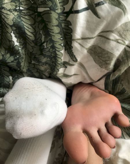 强吻摸下面把内裤免费视频_蓝光在线视频播放